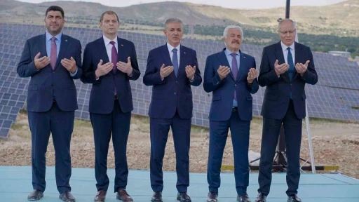 Cumhurbaşkanı Erdoğan, Mardin&rsquo;deki Artuklu Depolamalı GES a&ccedil;ılışına canlı yayınla bağlandı
