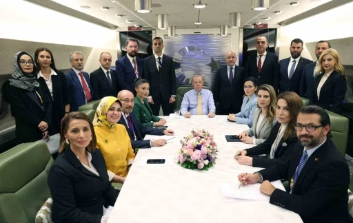 Cumhurbaşkanı Erdoğan: &quot;CHP’nin bizi çekmeye çalıştığı bu seviyeye inmeyiz, inemeyiz&quot;
