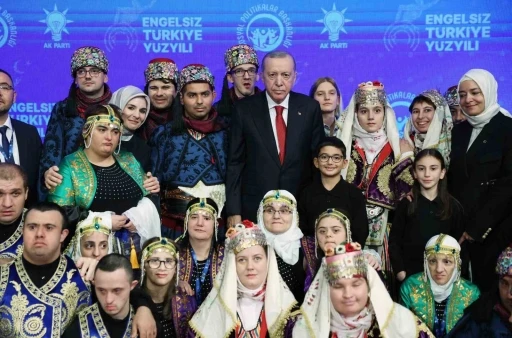 Cumhurbaşkanı Erdoğan: &quot;Engelli vatandaşlarımızın sorunlarını çözüme ulaştırmak birincil önceliğimizdir&quot;
