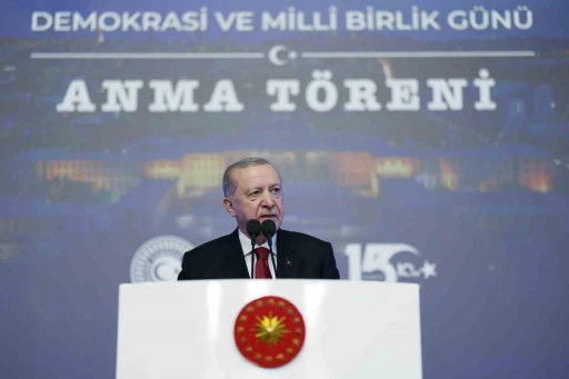 Cumhurbaşkanı Erdoğan: "FET&Ouml;&rsquo;c&uuml; ter&ouml;ristler, yeminli T&uuml;rkiye d&uuml;şmanlarına hizmetkar olmayı s&uuml;rd&uuml;r&uuml;yorlar"
