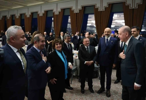 Cumhurbaşkanı Erdoğan: "T&uuml;rkiye her zaman savaşın değil barışın yanındadır"
