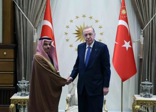 Cumhurbaşkanı Erdoğan, Suudi Arabistan Dışişleri Bakanı Ferhan&rsquo;ı kabul etti
