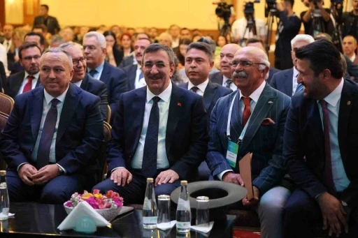 Cumhurbaşkanı Yardımcısı Yılmaz: &quot;Cari açığımızın büyük bir bölümünün enerjiden kaynaklandığını görüyoruz&quot;
