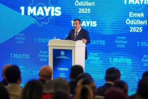 Cumhurbaşkanı Yardımcısı Yılmaz: &quot;Değişim süreçlerini iyi okuyarak ve yöneterek bunu ülkemiz için fırsata dönüştüreceğiz&quot;
