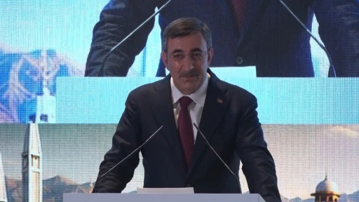 Cumhurbaşkanı Yardımcısı Yılmaz: "Pakistan ile ikili ticaret hacmimizi yakın gelecekte 5 milyar dolara &ccedil;ıkarmayı hedefliyoruz"
