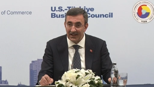Cumhurbaşkanı Yardımcısı Yılmaz: "Yatırımcılar i&ccedil;in stratejik bir merkez konumundayız"
