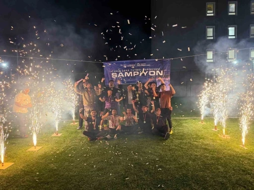 Cumhuriyet Bayramı Halı Saha Turnuvası düzenlendi