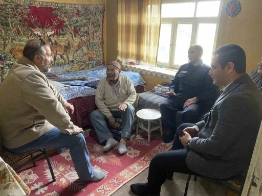 Cumhuriyetle aynı yaşı paylaşan vatandaşlara vefa buluşması