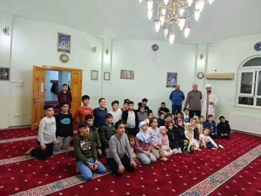 &Ccedil;&uuml;ng&uuml;ş&rsquo;te Kadir gecesi dualarla idrak edildi
