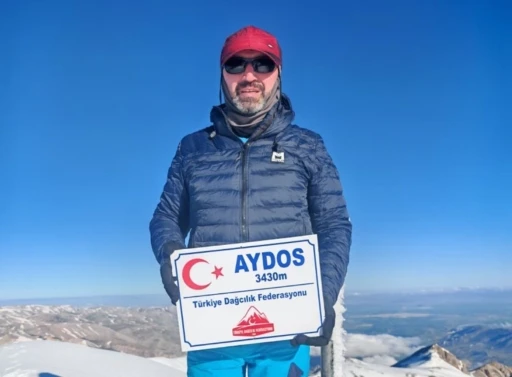 Dağcılar Aydos Dağı zirvesinde buluştu

