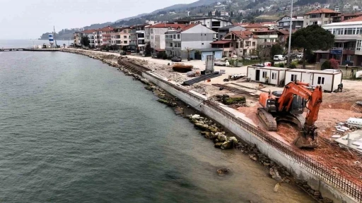 Dalgı kırıcı set Ulaşlı&rsquo;da deniz taşkınlarına &rsquo;dur&rsquo; diyecek
