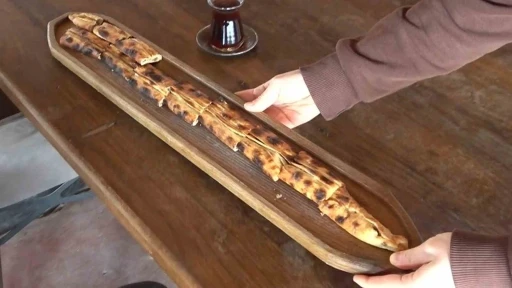 Damak &ccedil;atlatan tescilli lezzet: &Ccedil;arşamba Pidesi

