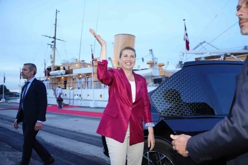 Danimarka Başbakanı Frederiksen, 4 partili koalisyon h&uuml;k&uuml;meti kurdu
