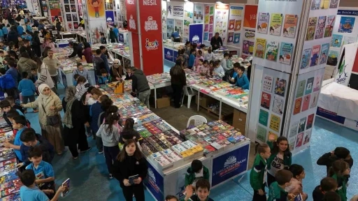 Darıca 5. Kitap Fuarı&rsquo;nı binlerce kişi ziyaret etti
