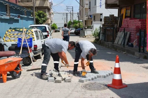 Darıca&rsquo;da 100 kişilik ekiple yaz temizliği s&uuml;r&uuml;yor
