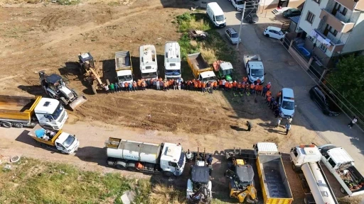 Darıca&rsquo;da 6 m&uuml;d&uuml;rl&uuml;ğ&uuml;n katılımıyla kapsamlı yaz temizliği s&uuml;r&uuml;yor
