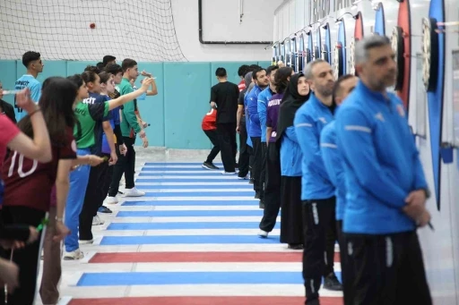 Dartta b&uuml;y&uuml;k heyecan sona erdi
