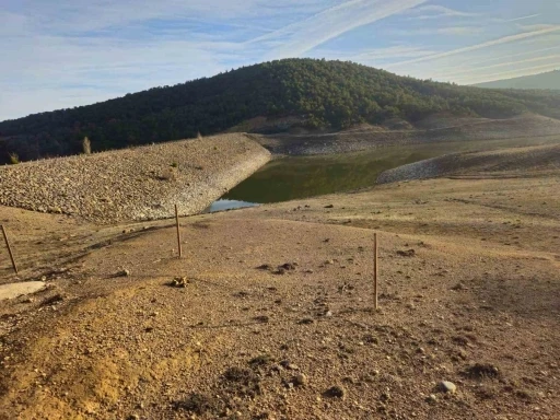 Dazkırı&rsquo;da baraj ve g&ouml;letlerin kontrolleri yapıldı
