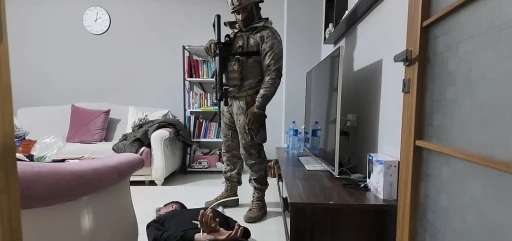 DEAŞ ve El Kaide operasyonunda 30 ş&uuml;pheli adliyeye sevk edildi
