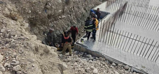 Defne’de inşaat temeline düşen şahıs yaralandı
