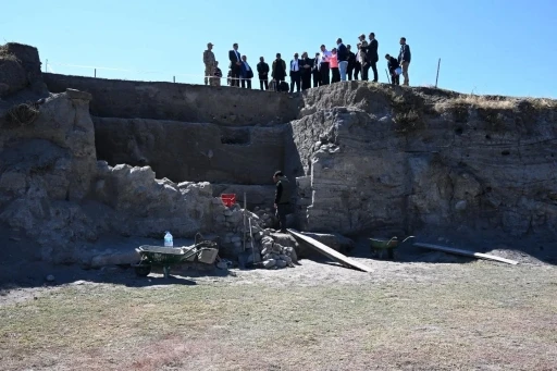 Değirmenler Höyüğü’nde binlerce yıl öncesinin izleri aranıyor
