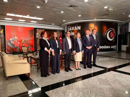 DEM Parti, MHP&rsquo;ye bayram ziyaretinde bulundu
