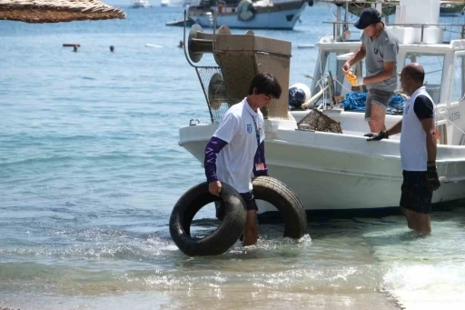 Deniz Dibi Temizliğinin 10. Etabı T&uuml;rkb&uuml;k&uuml;&rsquo;nde ger&ccedil;ekleştirildi
