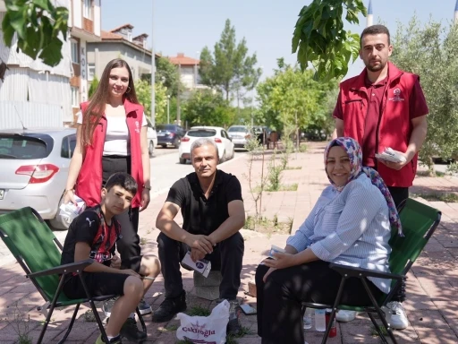 Denizli B&uuml;y&uuml;kşehir sınavdaki gen&ccedil;leri de babaları da unutmadı
