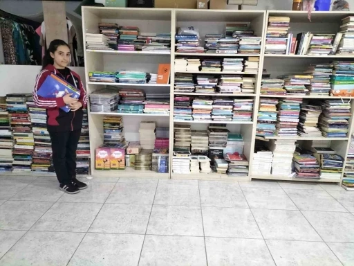 Denizli&rsquo;de 7 yıldır s&uuml;ren "Her alışverişe bir kitap" kampanyasında binlerce vatandaş kitapla  buluştu
