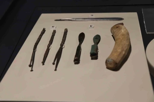 Denizli&rsquo;de Antik Tıp Aletleri Sergisi yoğun ilgi g&ouml;rd&uuml;
