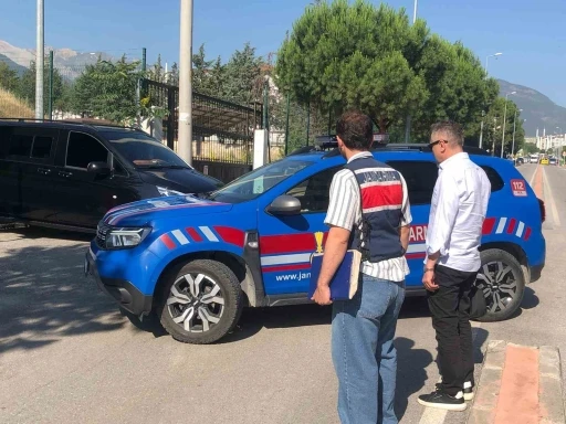 Denizli&rsquo;de jandarmadan uyuşturucu baskını: Baro başkanı ve 11 avukat g&ouml;zaltına alındı
