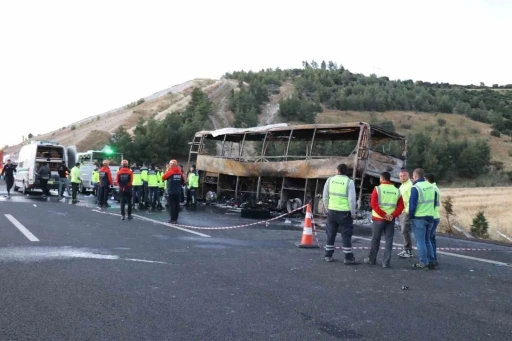 Denizli&rsquo;deki otob&uuml;s faciasında hayatının kaybedenlerin sayısı 9&rsquo;a &ccedil;ıktı
