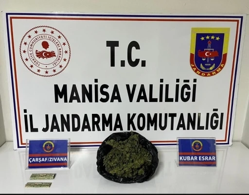 Denizli’den Salihli’ye uyuşturucu sevkiyatına jandarma engeli