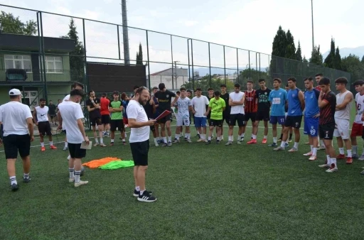 Denizli İdmanyurdu Gürellerspor transfere hız verdi
