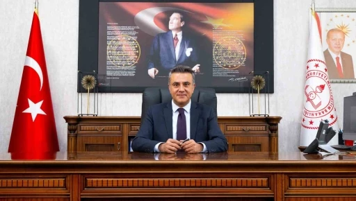 Denizli Milli Eğitim Müdürü Çalışkan; &quot;Öğretmenliğe meslek desek de aslında bir ömürdür&quot;
