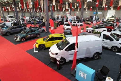 Denizli Motorlu Taşıtlar Fuarı ikinci kez kapılarını ziyaret&ccedil;ilerine a&ccedil;tı
