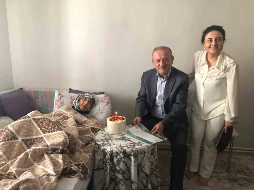 Denizli&rsquo;nin asırlık &ccedil;ınarı 107 yaşında hayatını kaybetti
