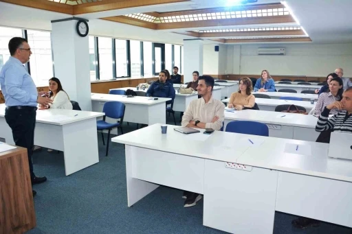 Denizli Ticaret Odası’dan üyelerine ücretsiz dış ticaret eğitimi
