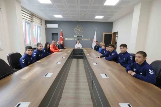 Denizlili güreşçiler 9 madalyayla döndü
