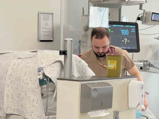 Deprem anıda bebeklerin yanından ayrılmayan hemşire konuştu
