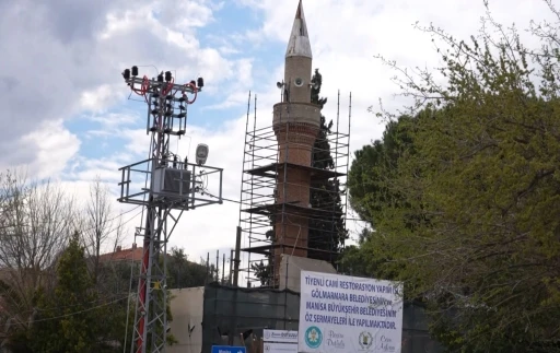 Depremde hasar g&ouml;ren caminin restorasyonuna başlandı
