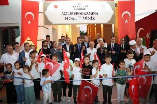 Depremde yıkılan Pırpır Köyü Cami yeniden inşa edilerek ibadete açıldı
