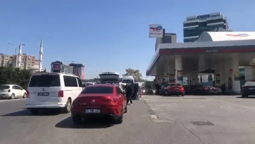 Deprem Sonrası Akaryakıt İstasyonlarında Kuyruklar Oluştu