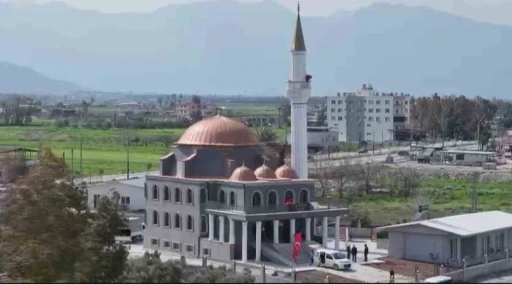 Depremin ardından inşa edilen 123. cami ibadete a&ccedil;ıldı

