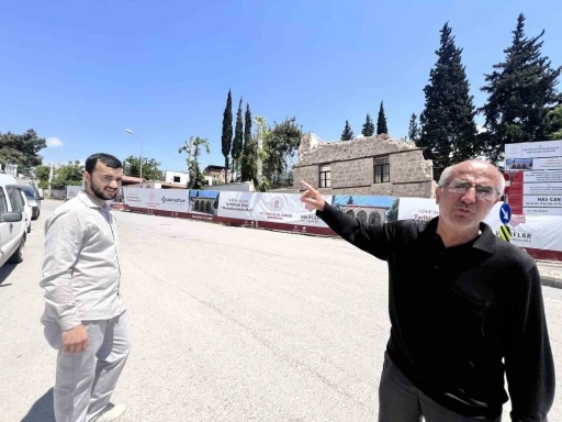 Depremin yıktığı tarihi mekanların restorasyonları bekleniyor
