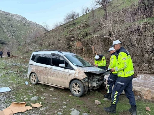 Derecik&rsquo;te trafik kazası: 1 yaralı
