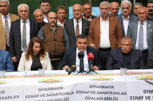 DESOB Başkanı Ebedinoğlu, kongrede adaylığını a&ccedil;ıkladı
