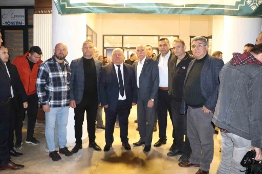 DESOB geleneksel iftar yemeğinde esnaf ve protokolü bir araya getirdi
