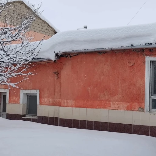 Develi ve Tomarza&rsquo;da kar kalınlığı 50 santimi ge&ccedil;ti, ahır &ccedil;&ouml;kt&uuml;
