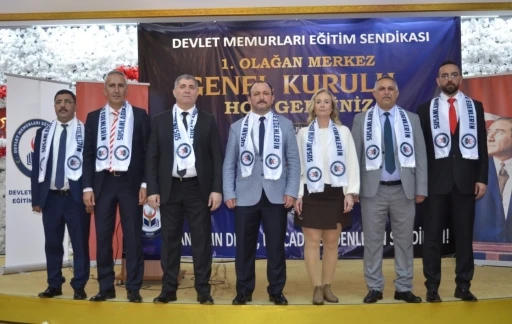 Devlet Memurları Eğitim Sendikası b&uuml;y&uuml;yor
